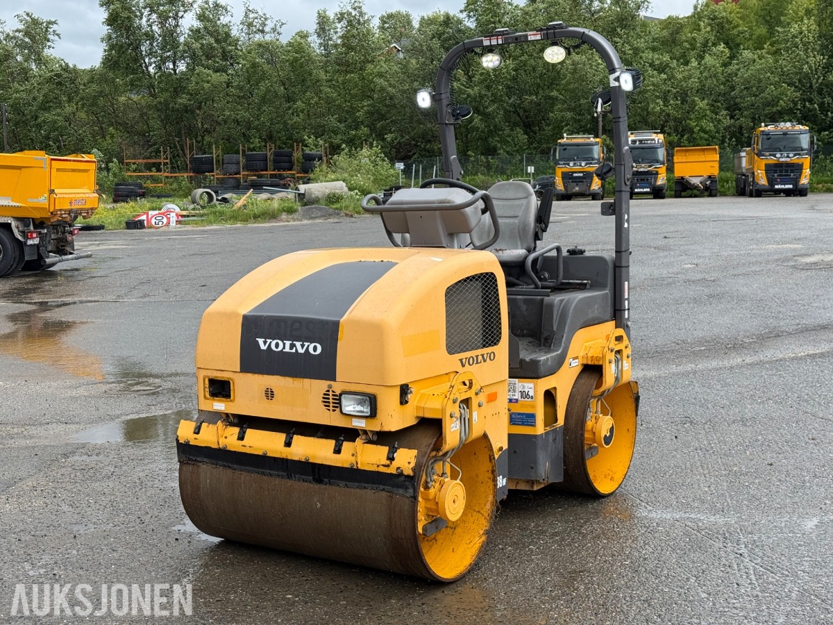 2019 Volvo DD38HF Vals, 796T, Arbeidslys