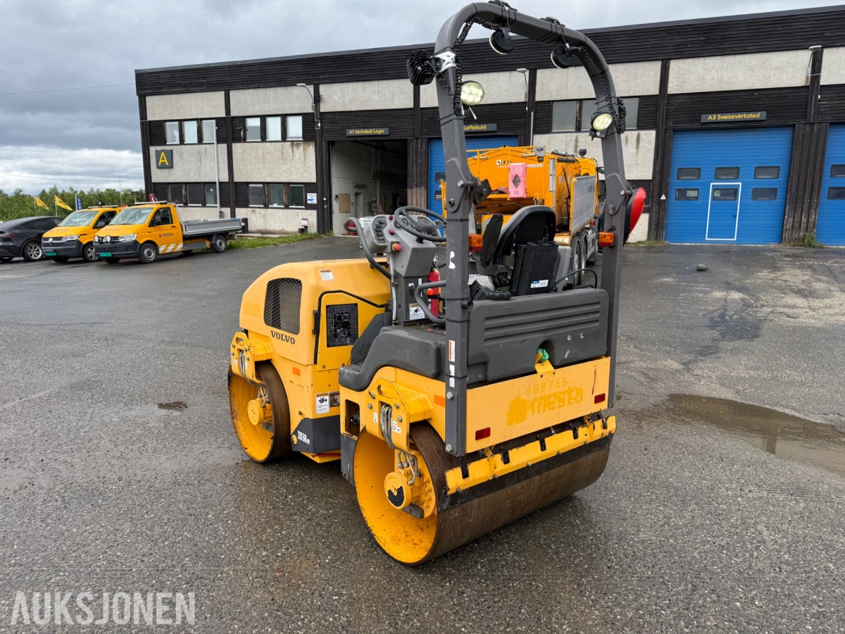 2019 Volvo DD38HF Vals, 796T, Arbeidslys