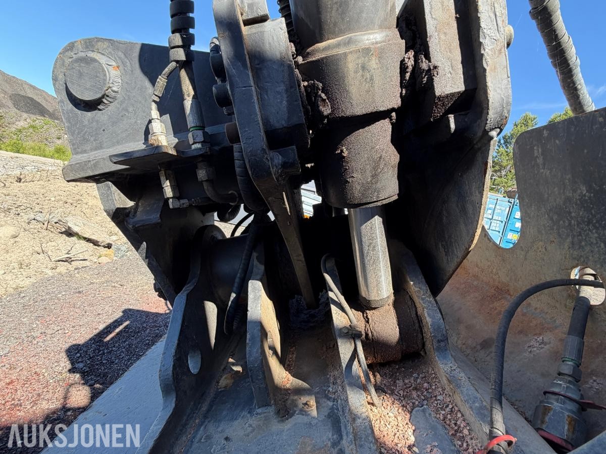 2018  Gjerstad hydraulisk pusseskuffe S70 – sentralsmøring