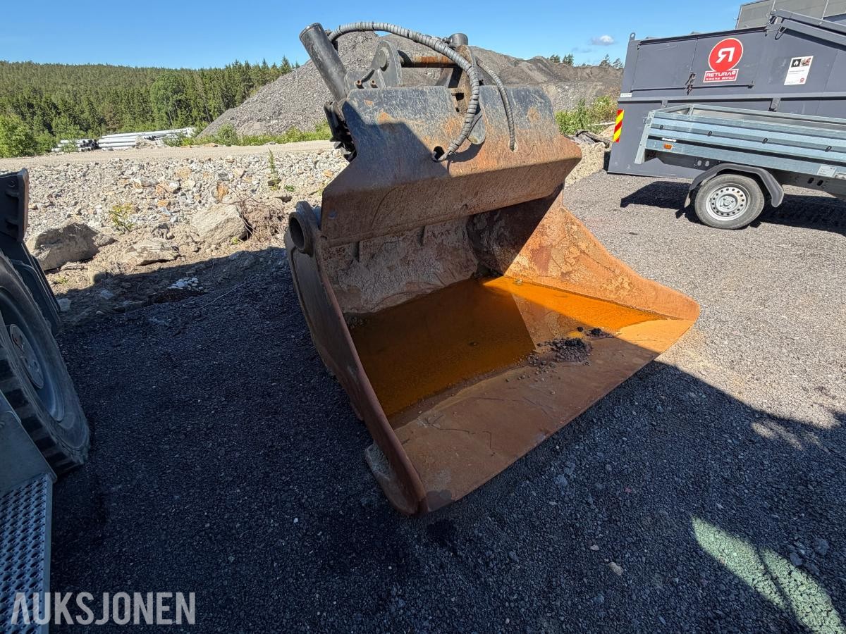 2018  Gjerstad hydraulisk pusseskuffe S70 – sentralsmøring
