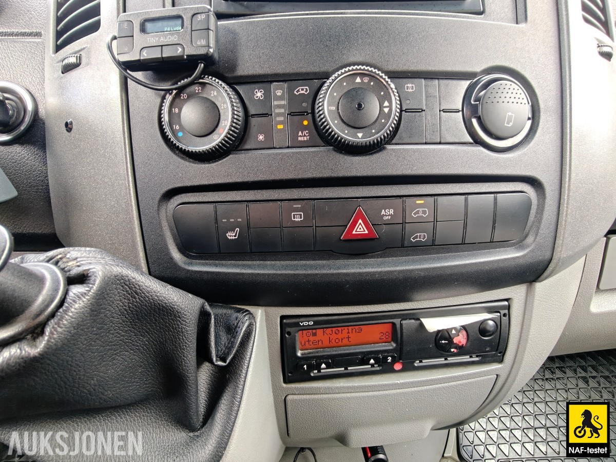 2012 Volkswagen Crafter 163 HK 10-SETER BUSS HENGERFESTE VARMER KJØREBOK 