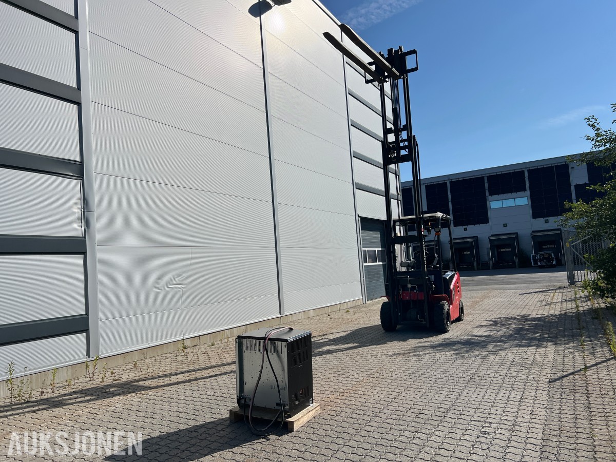 2022 Hangcha CPD25X kun 408t m/friløftmast
