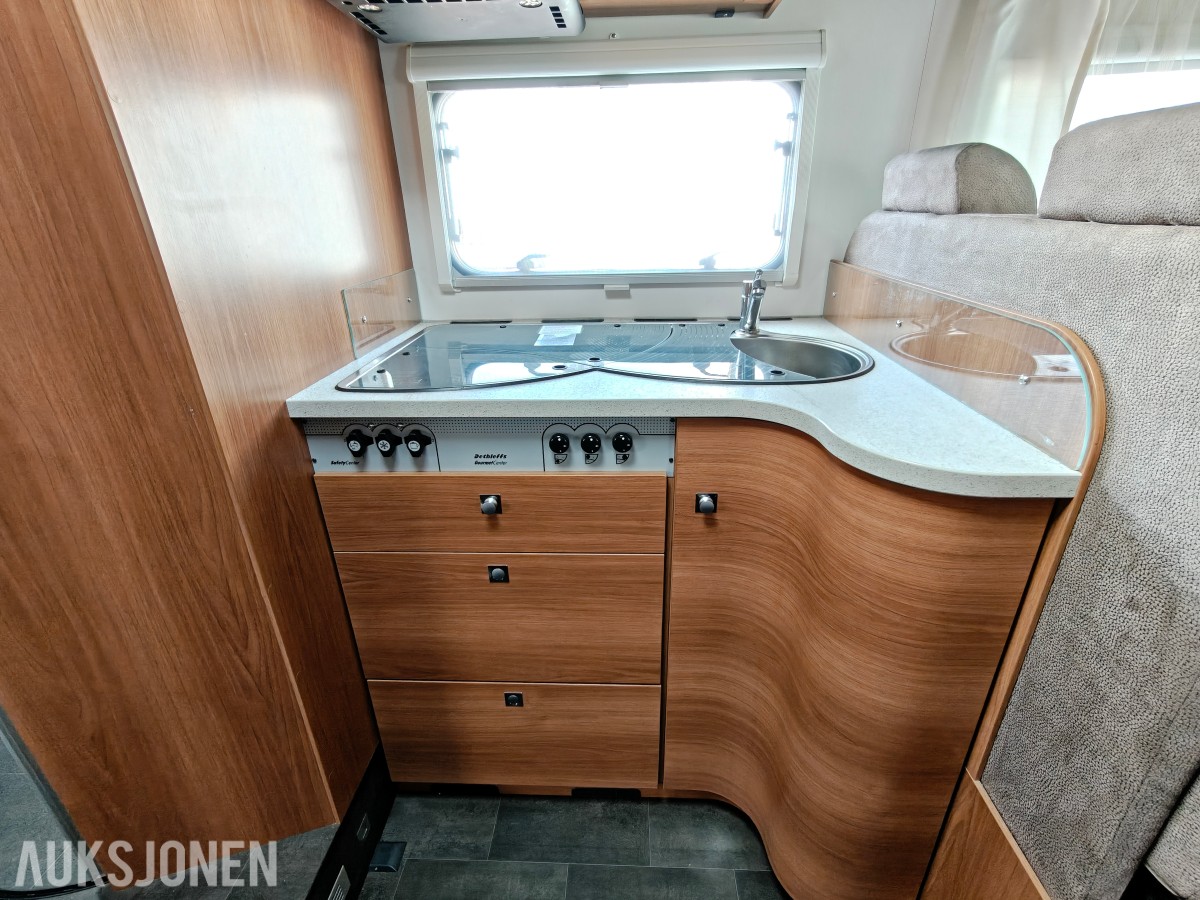 2016 Dethleffs T7151-4 SIXTEEN - AUT - HENGERFESTE - KAMERA - CRUISE - MARKISE 