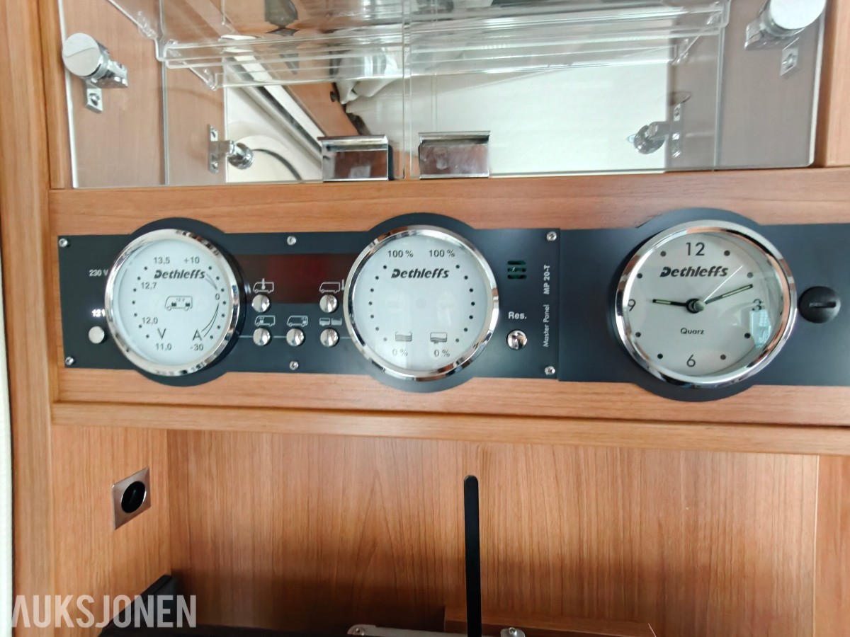 2016 Dethleffs T7151-4 SIXTEEN - AUT - HENGERFESTE - KAMERA - CRUISE - MARKISE 