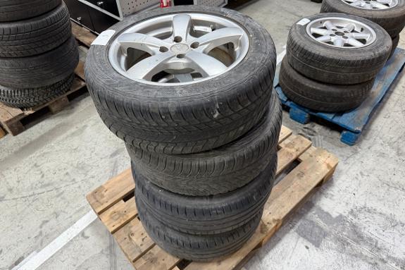 4 stk sommerdekk - 205/55 R16 91H - optiGrip - montert på alufelg
