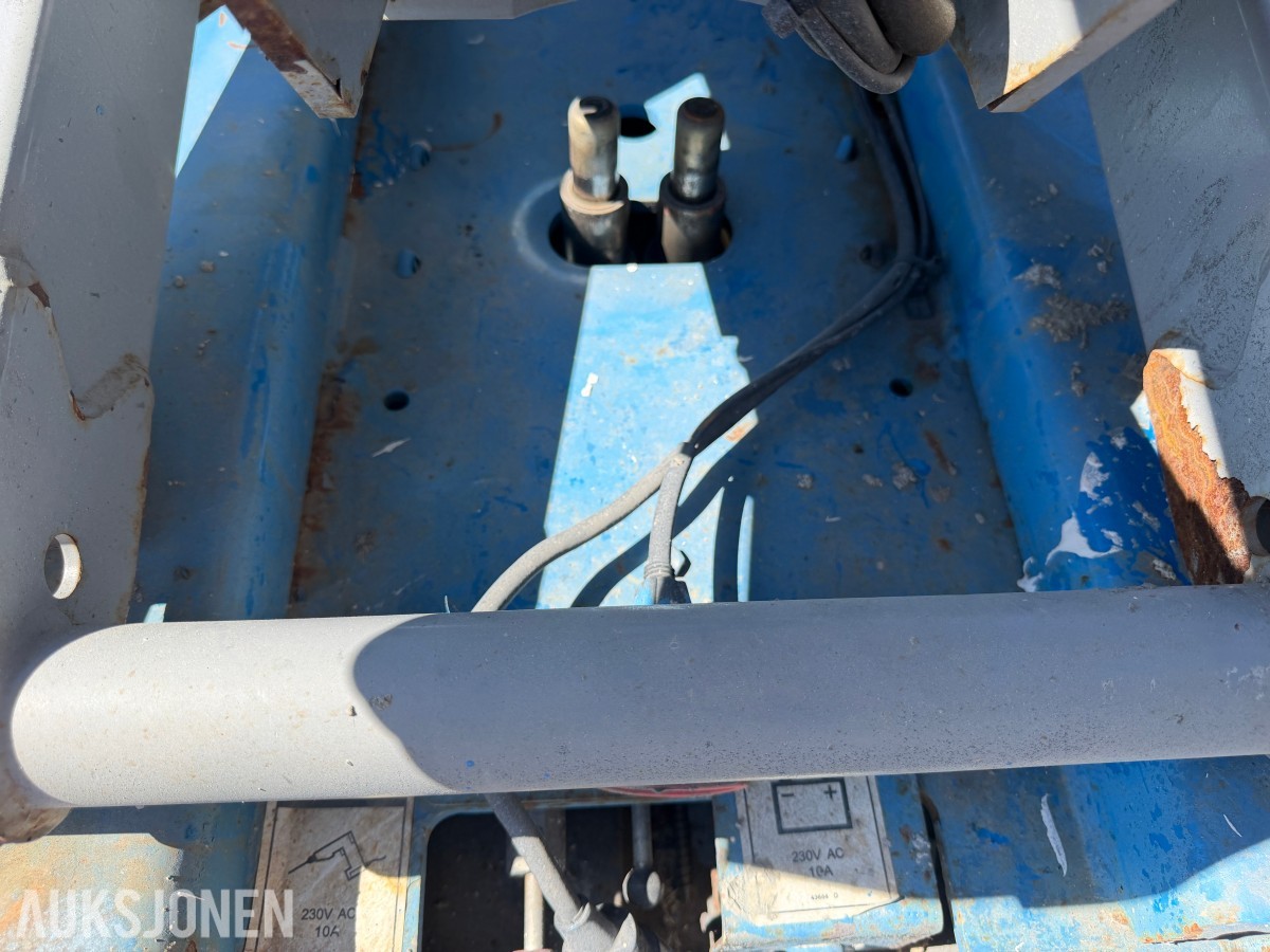 2011 Genie GS-1932 Batteridrevet sakselift – 7,79 m arbeidshøyde