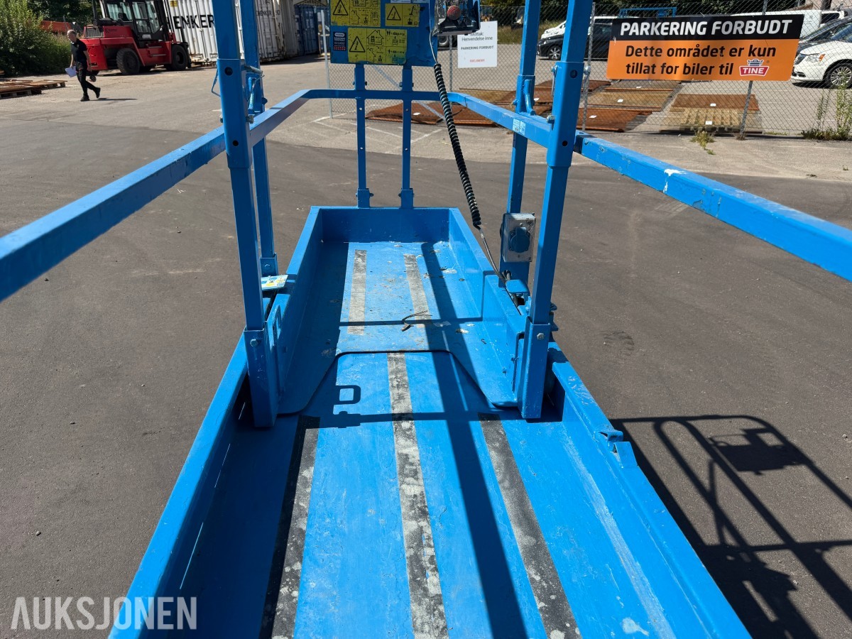 2011 Genie GS-1932 Batteridrevet sakselift – 7,79 m arbeidshøyde