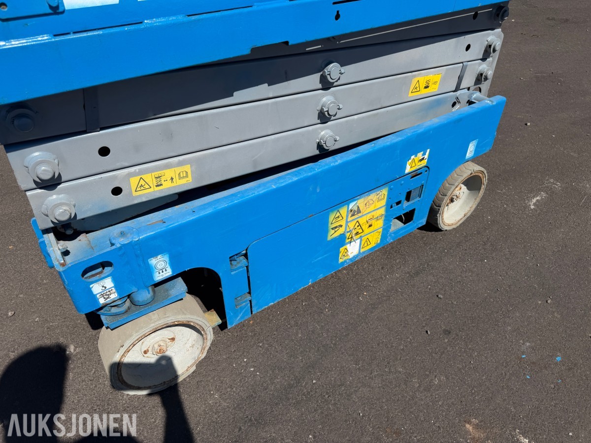 2011 Genie GS-1932 Batteridrevet sakselift – 7,79 m arbeidshøyde