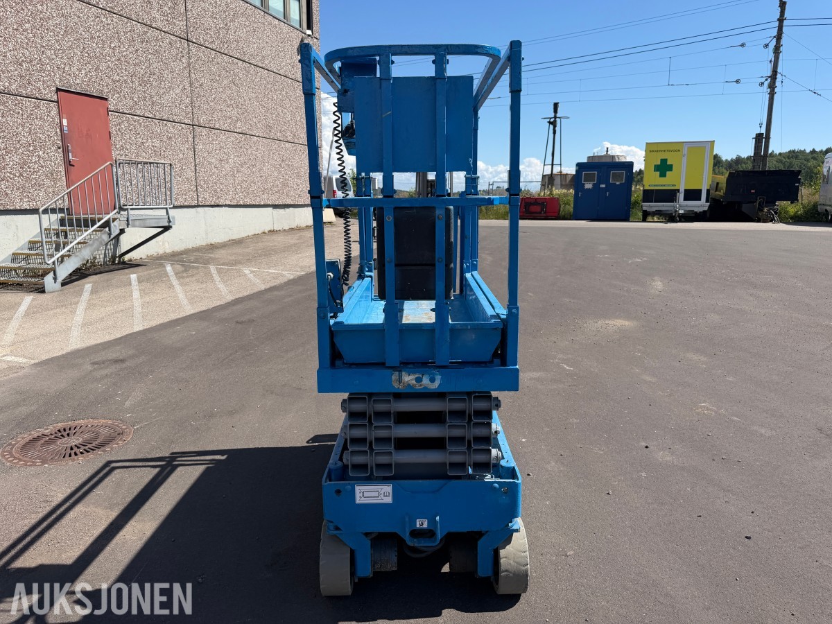 2014 Genie GS-1932 Batteridrevet sakselift – 7,79 m arbeidshøyde