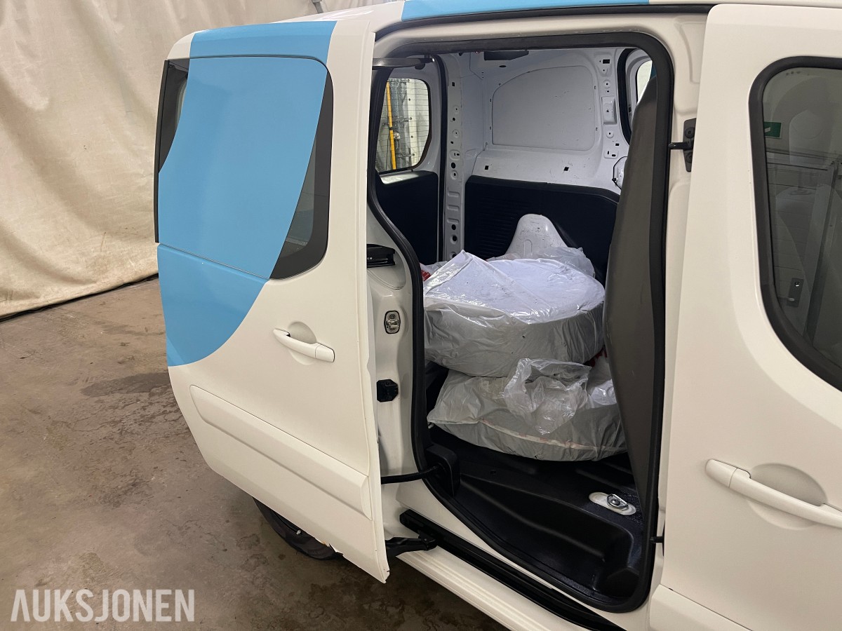 2016 PEUGEOT PARTNER 1.6-99 D AUTOMAT CRUISE P.SENSORER HENGERFESTE
