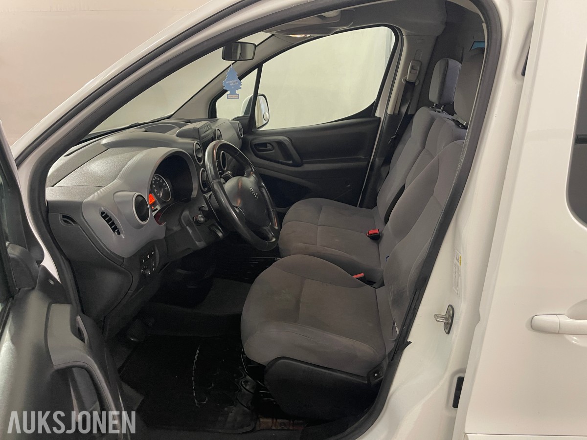2016 PEUGEOT PARTNER 1.6-99 D AUTOMAT CRUISE P.SENSORER HENGERFESTE