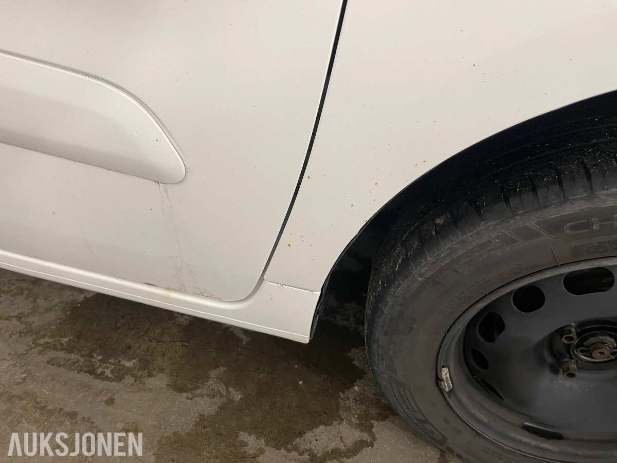 2016 PEUGEOT PARTNER 1.6-99 D AUTOMAT CRUISE P.SENSORER HENGERFESTE