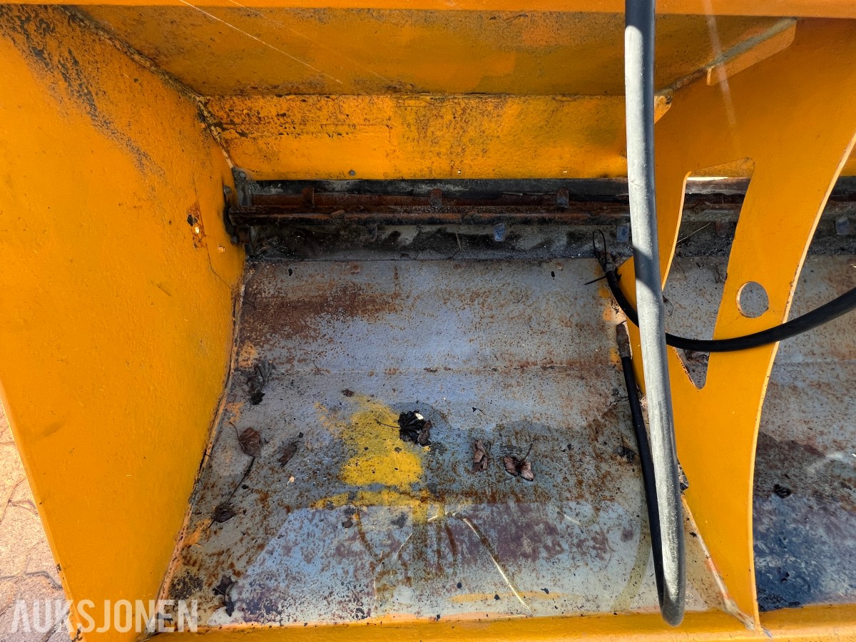 Hydroman 2000 mm Strøkasse/saltutegger