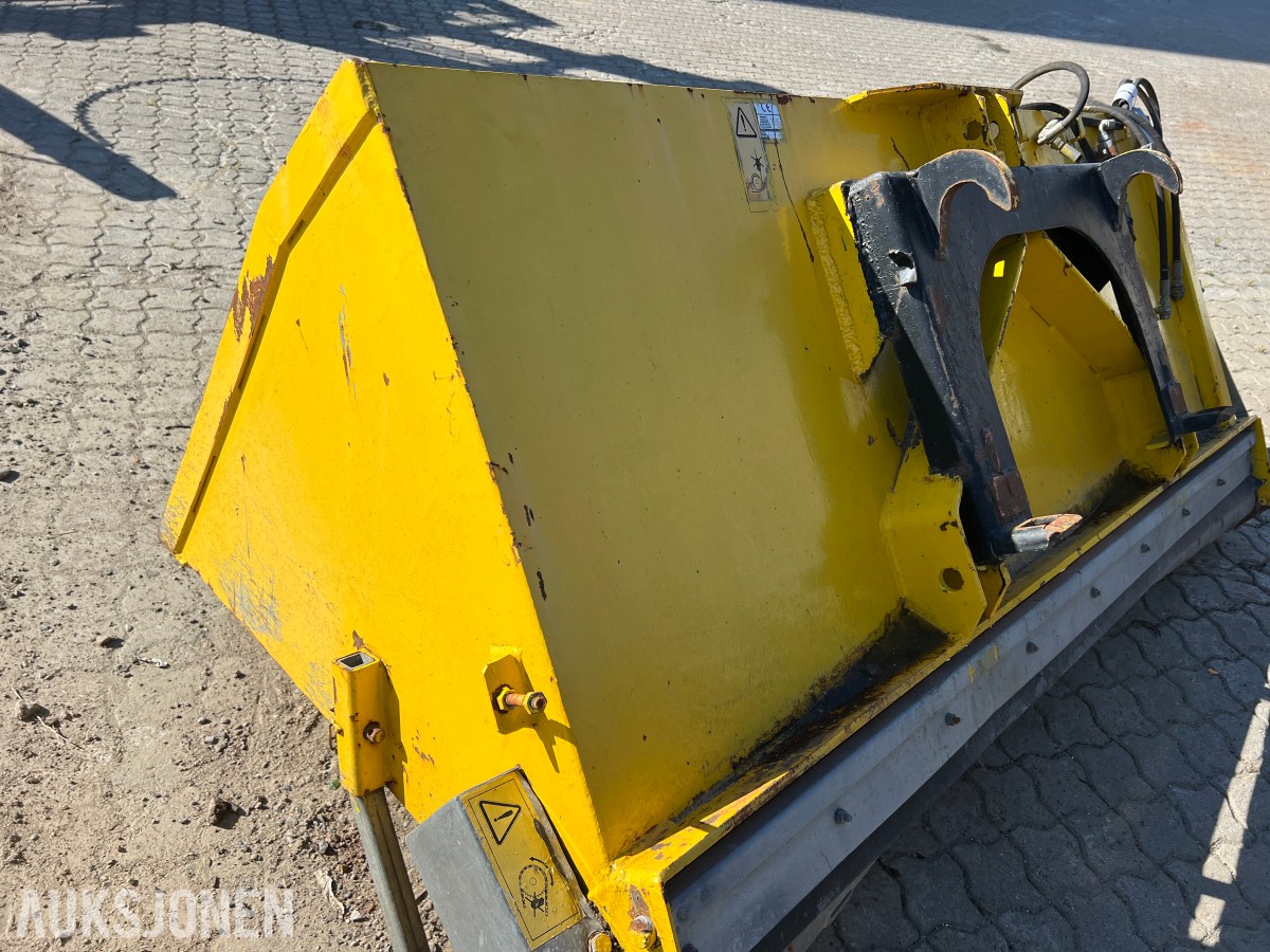 Jutul SPR 200 cm Strøkasse