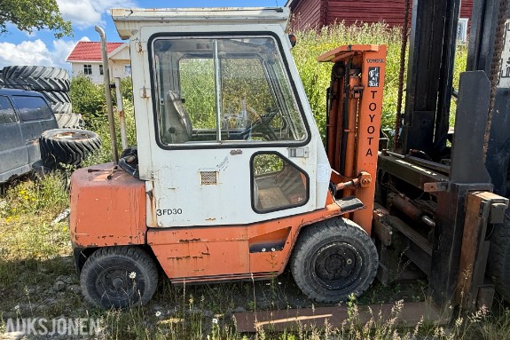 Toyota 3FD30 Dieseltruck - Rep. Objekt