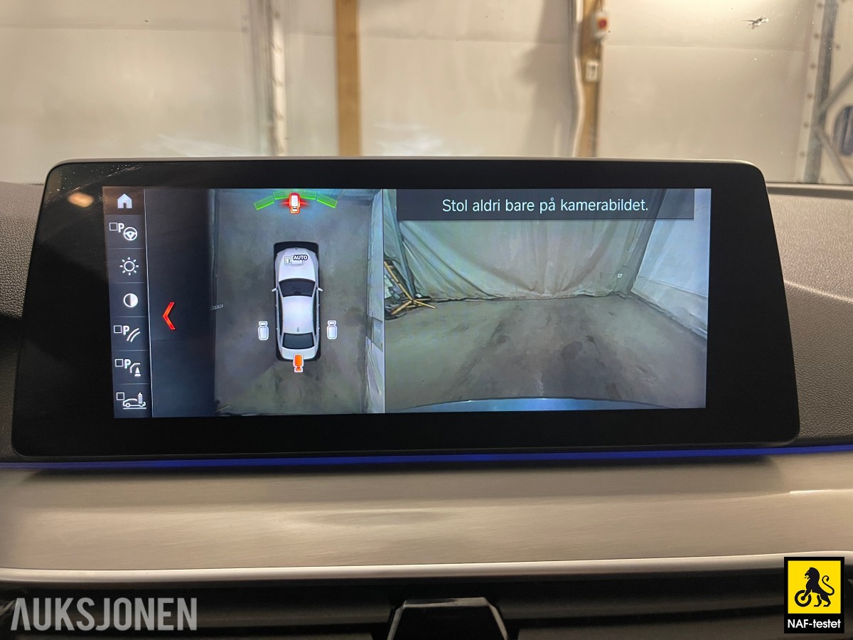2018 BMW 530E M SPORT 360-KAMERA HEAD-UP SOLTAK KOMFORTSETER SKINN