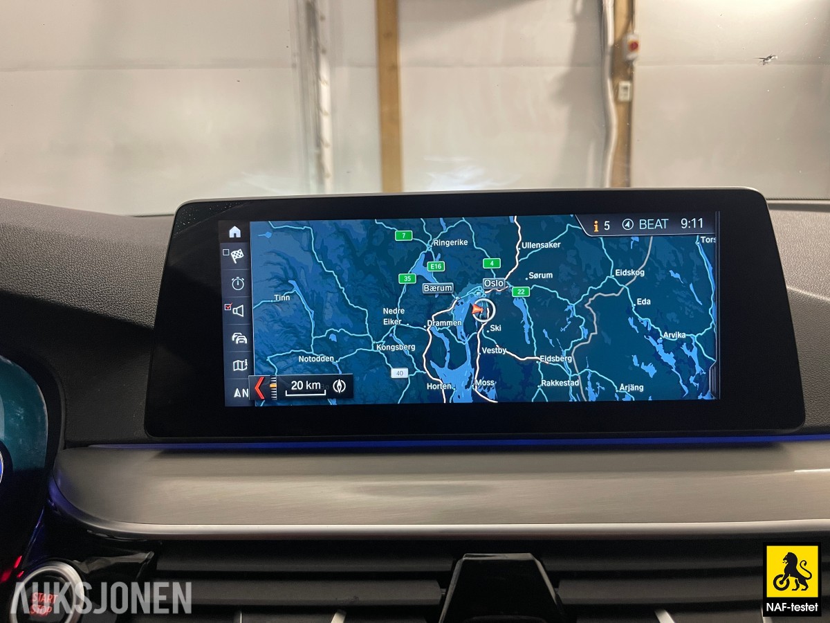 2018 BMW 530E M SPORT 360-KAMERA HEAD-UP SOLTAK KOMFORTSETER SKINN