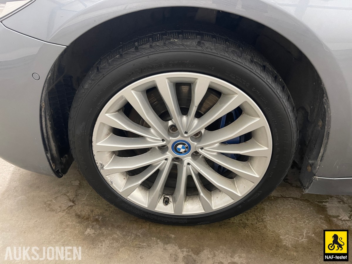 2018 BMW 530E M SPORT 360-KAMERA HEAD-UP SOLTAK KOMFORTSETER SKINN