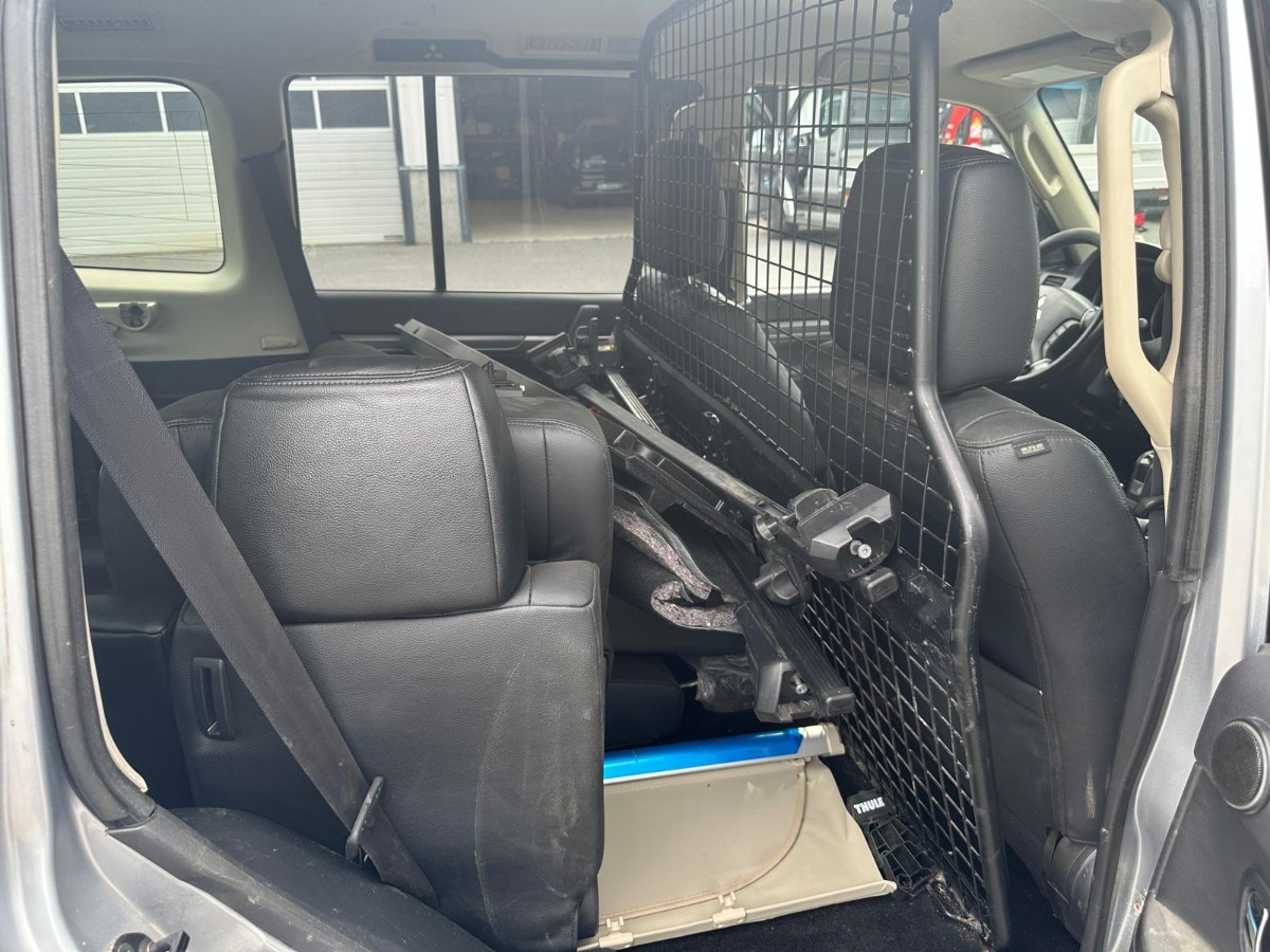 2015 Mitsubishi Pajero 3.2 DI-D 200 hk 4WD – Automat – 2 seter – Hengerfeste