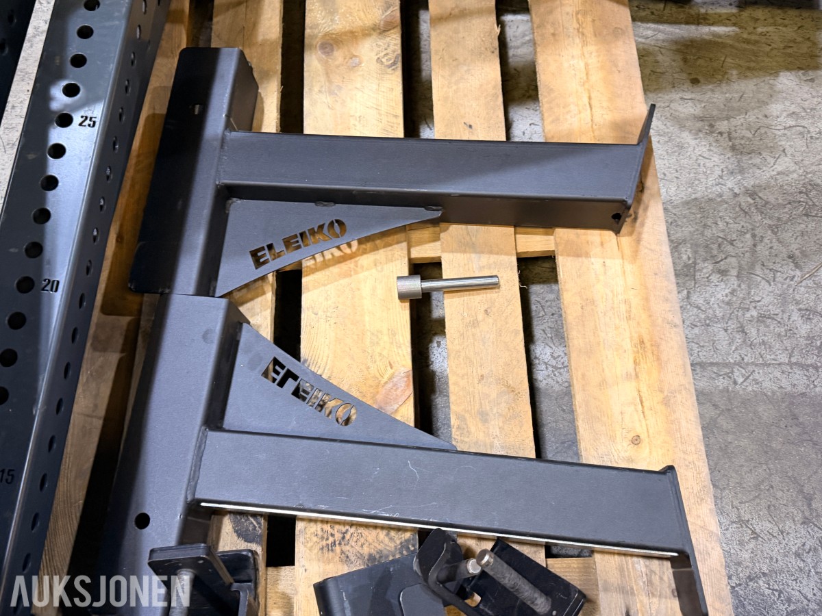 2 stk Eleiko Half Rack med oppbevaring for vektskiver