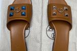 TOLLAUKSJON - Hermes Dune Tan Leather Flat Sandal