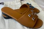 TOLLAUKSJON - Hermes Dune Tan Leather Flat Sandal