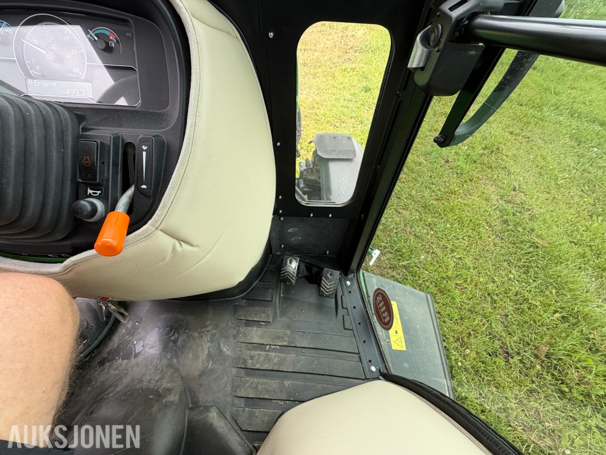 2017 John Deere 2036R – 499 timer – Lukket hytte – 4WD – Klippeaggregat 60D