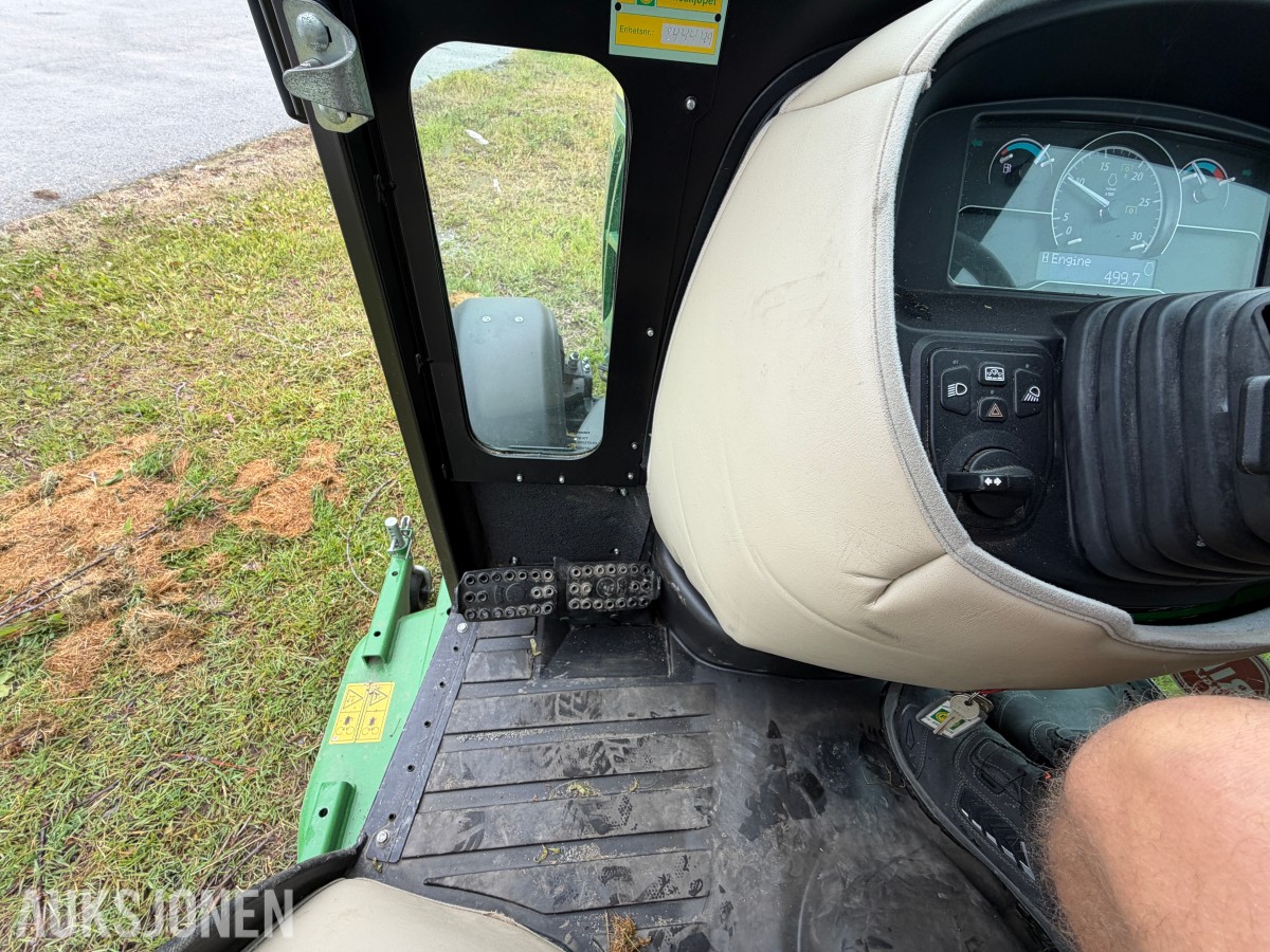 2017 John Deere 2036R – 499 timer – Lukket hytte – 4WD – Klippeaggregat 60D