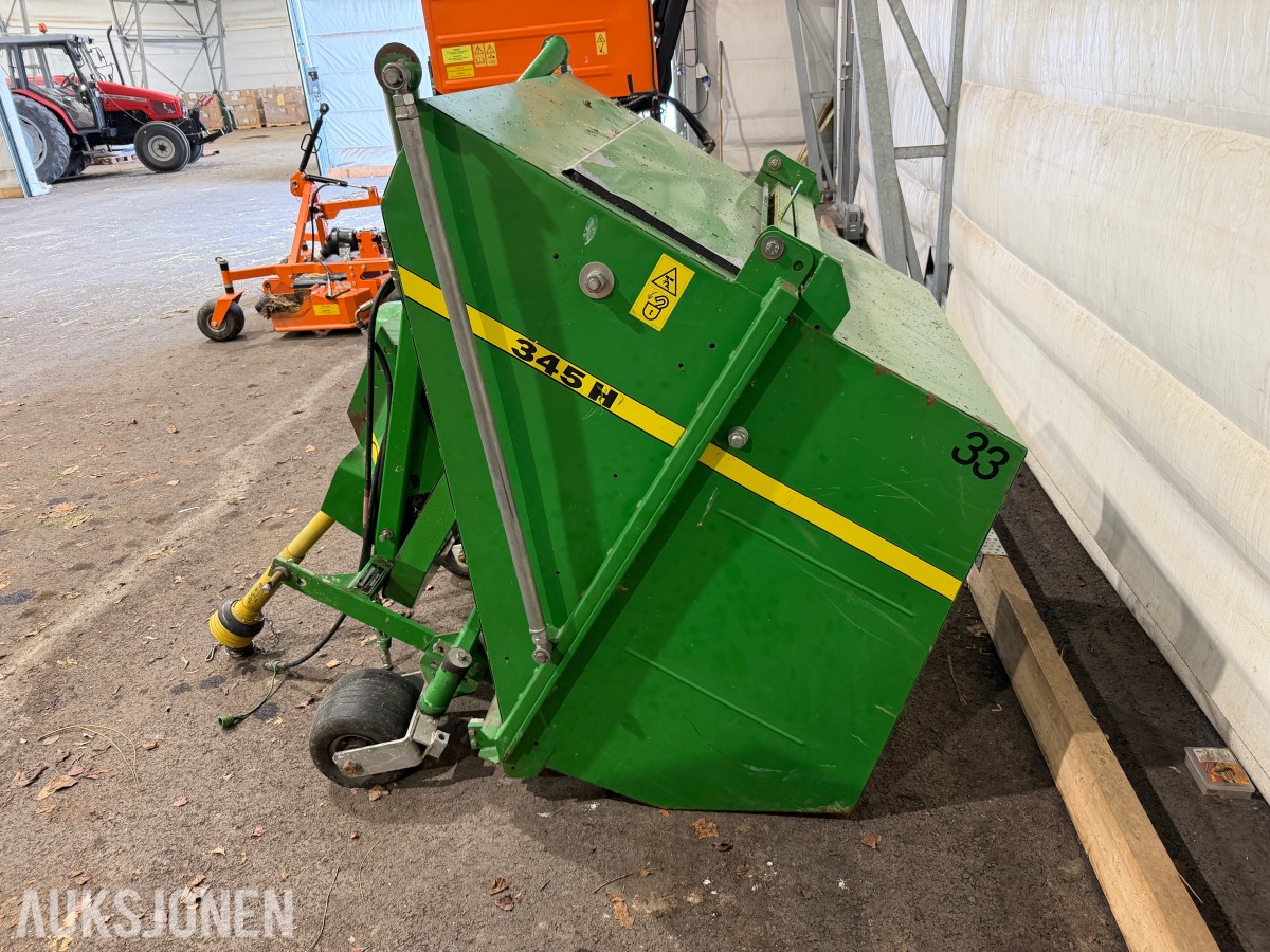 John Deere 345H Oppsamler / Gressoppsamler til klipper