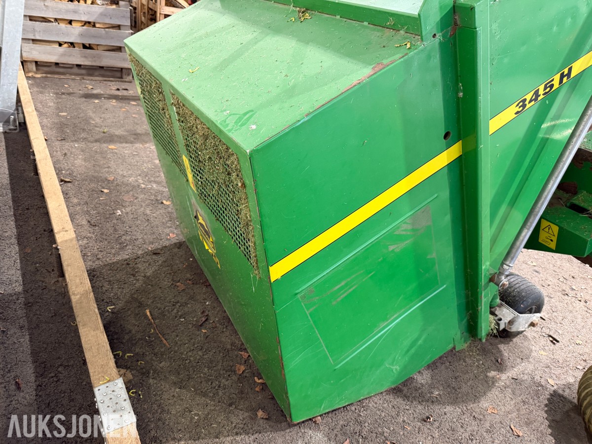 John Deere 345H Oppsamler / Gressoppsamler til klipper