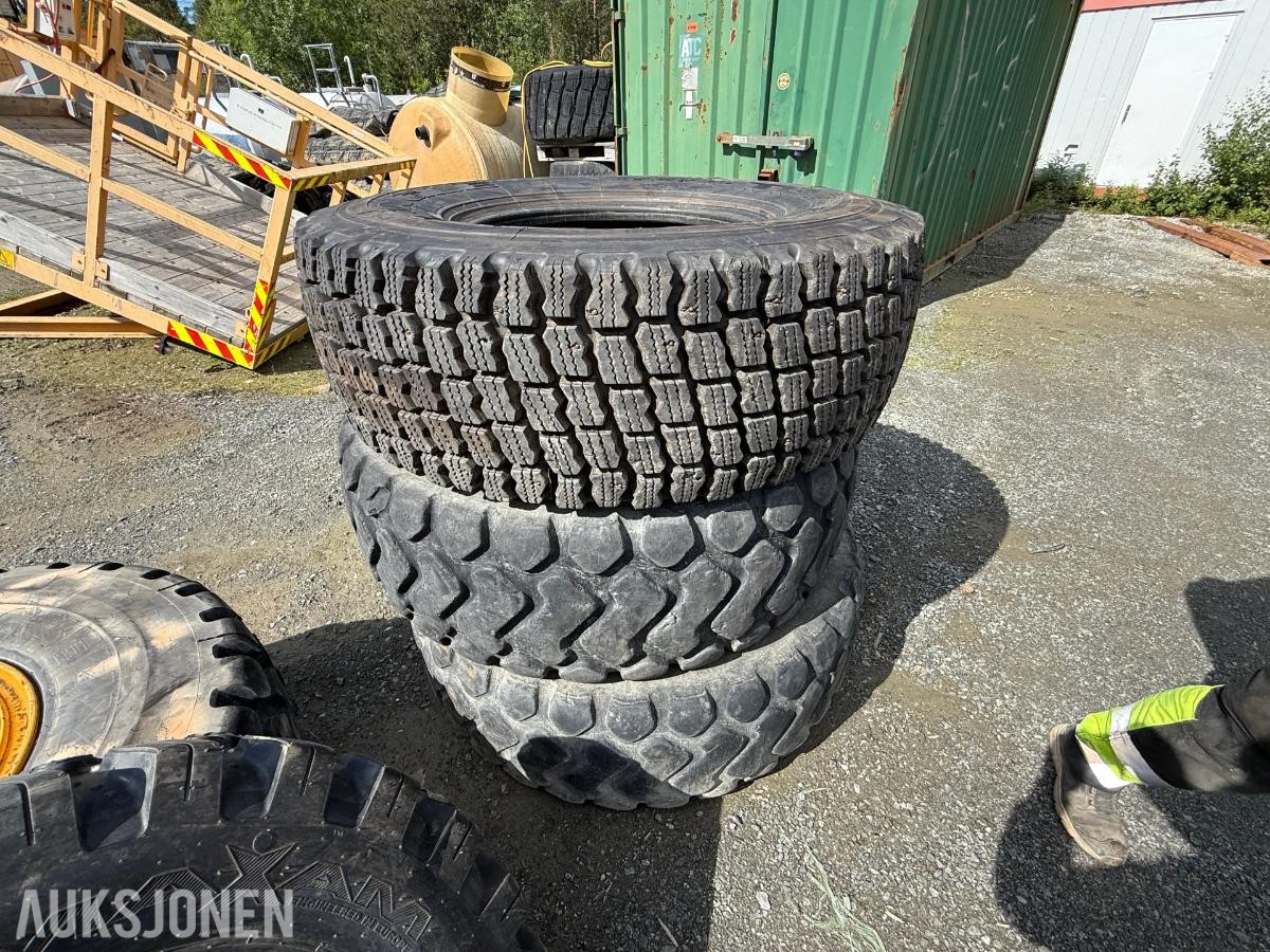 3 STK Hjullasterdekk