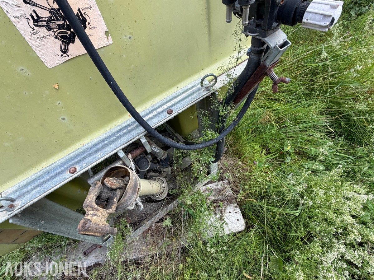 Bjerknes Åkersprøyte 600 liter - 3-punkt feste
