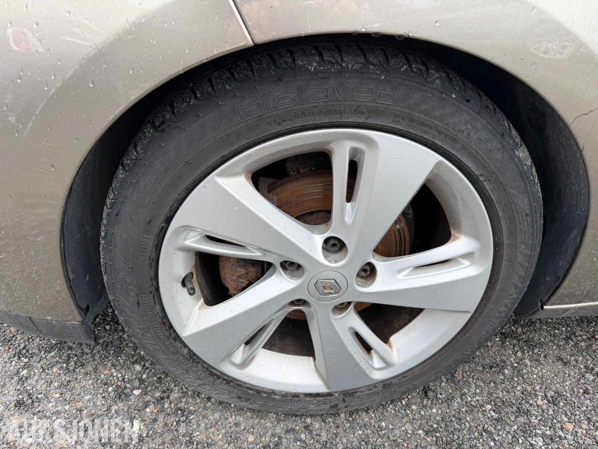 2013 Renault MEGANE 1.2-116 / S+V hjul med gode dekk