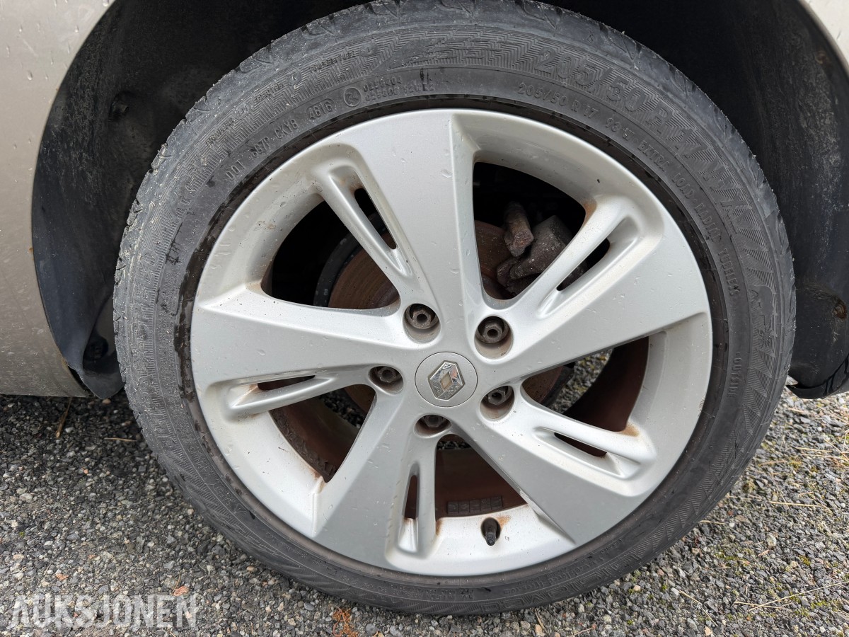 2013 Renault MEGANE 1.2-116 / S+V hjul med gode dekk