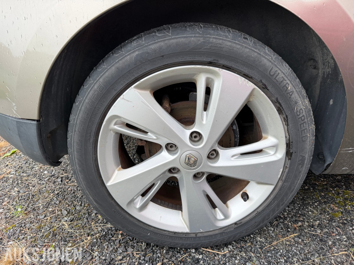 2013 Renault MEGANE 1.2-116 / S+V hjul med gode dekk