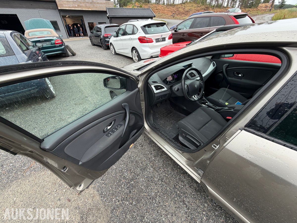 2013 Renault MEGANE 1.2-116 / S+V hjul med gode dekk