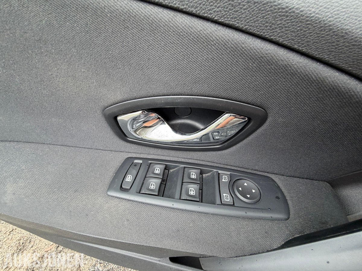 2013 Renault MEGANE 1.2-116 / S+V hjul med gode dekk