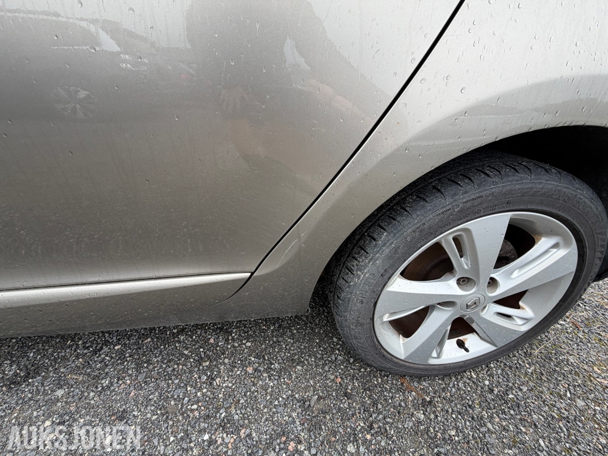 2013 Renault MEGANE 1.2-116 / S+V hjul med gode dekk