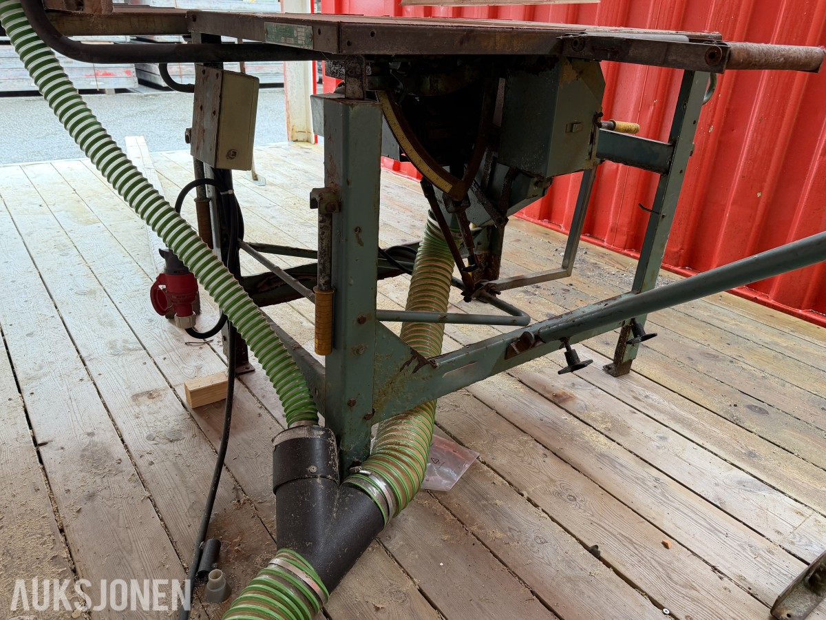20 FOT SAGCONTAINER MED ERNEX SAG MOD 1603 – AVSUGSANLEGG