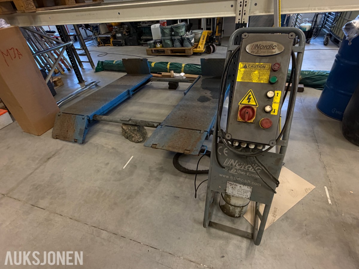 2013 NORDIC BB -MR30 SAKSELØFTER – 3 000 KG – 230V