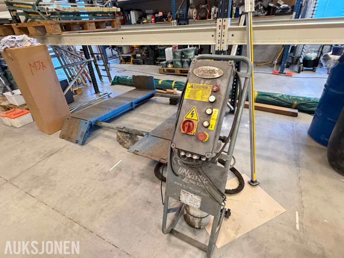 2013 NORDIC BB -MR30 SAKSELØFTER – 3 000 KG – 230V
