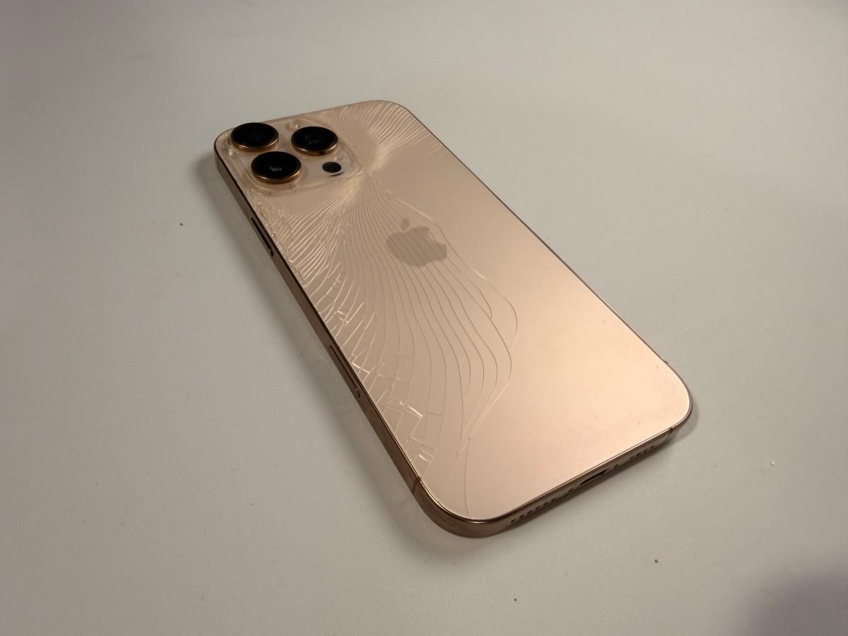 2024 Apple iPhone 16 Pro Max