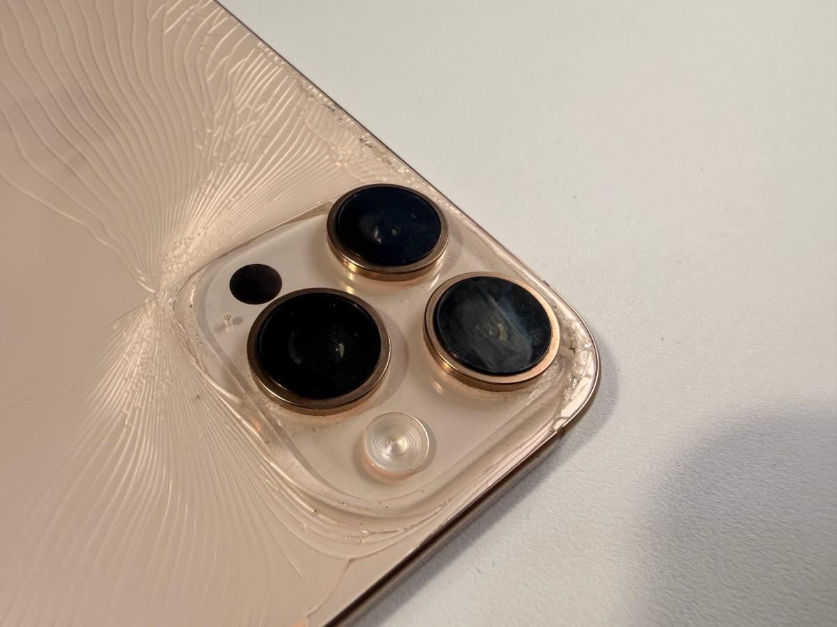 2024 Apple iPhone 16 Pro Max