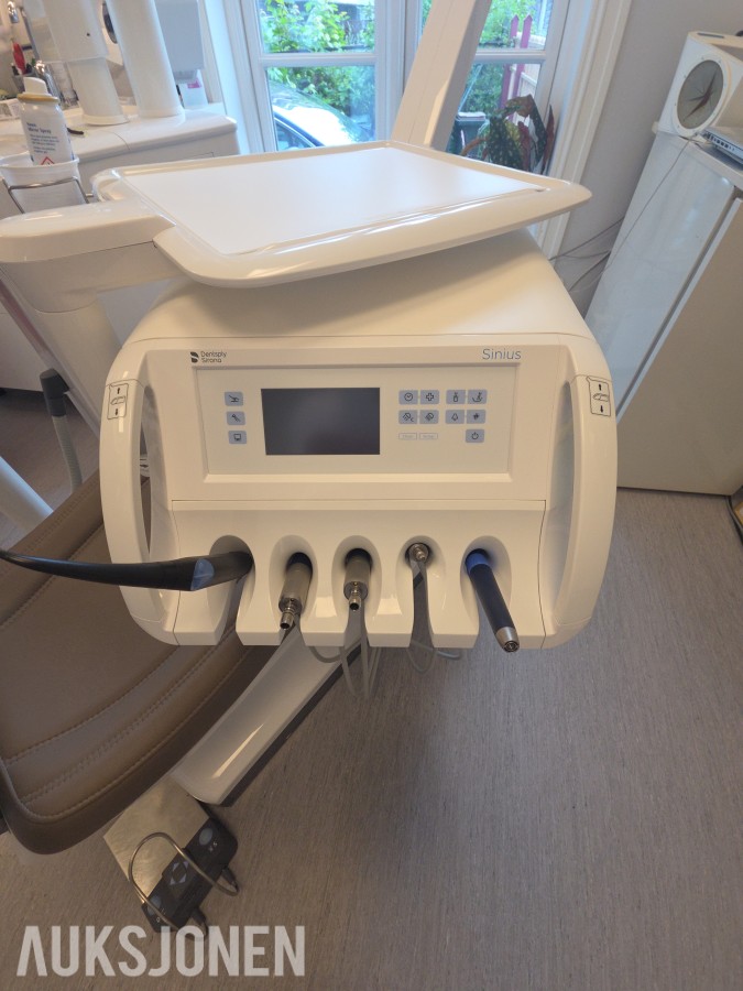 Dentsply Sirona Sinius TS behandlingsenhet – LED-lampe – Made in Germany