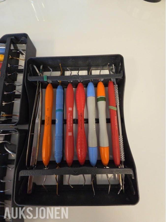 LM-Dental odontologiske håndinstrumenter med instrumentkassetter