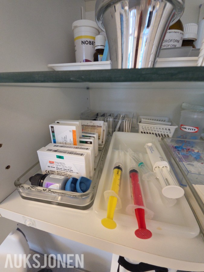 Tannlegeutstyr, forbruksmateriell og Dentsply Maillefer X-Smart Plus endomotor