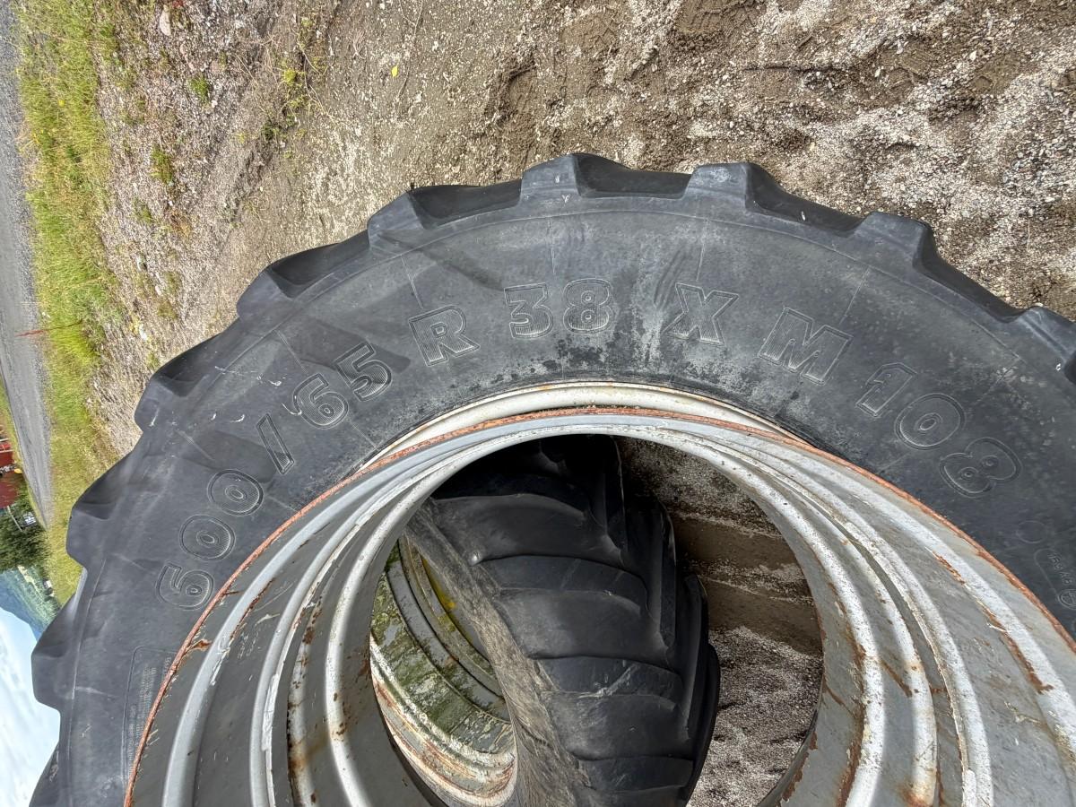 Michelin Traktordekk/felg-sett - 600/65 R 38 XM108