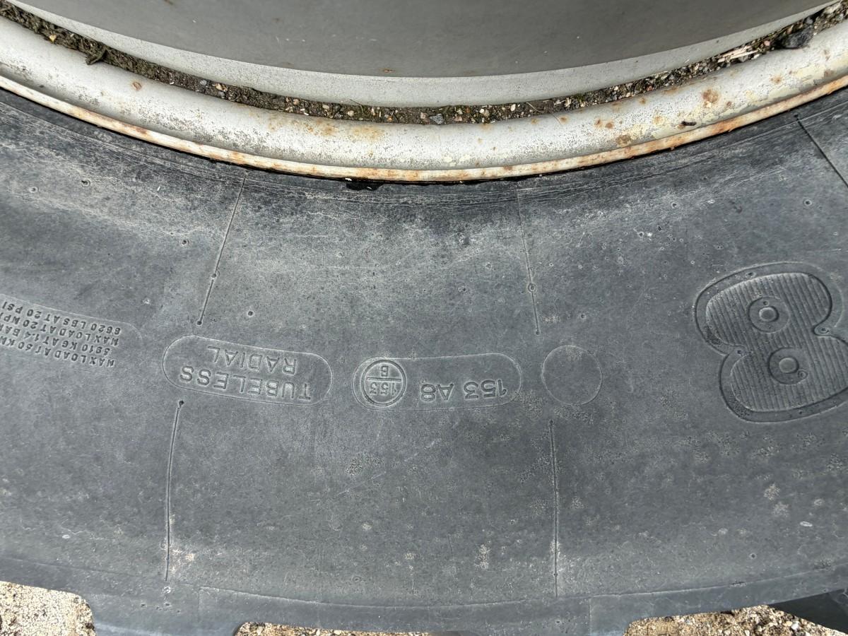 Michelin Traktordekk/felg-sett - 600/65 R 38 XM108