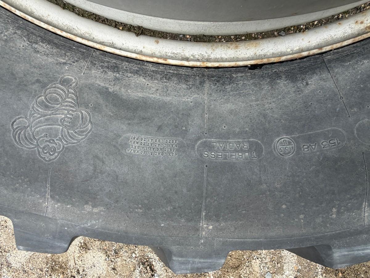 Michelin Traktordekk/felg-sett - 600/65 R 38 XM108