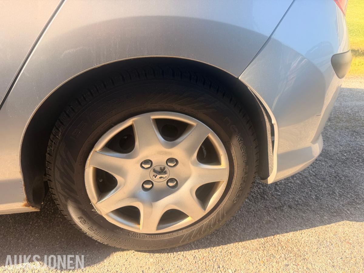2008 Peugeot 308 1.6 Diesel, S+V dekk, Reparasjonobjekt